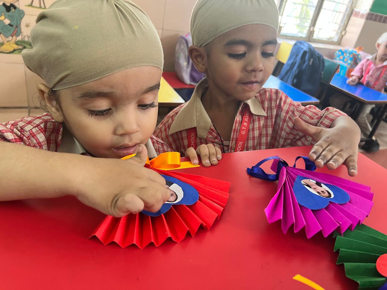 Mother's Day (Photo Frame) 09.05.2025